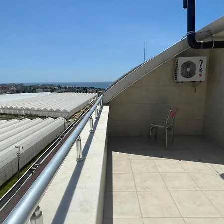 Spacious 4 1 Penthouse With Full Facilities, 500m To The Sea, Avsallar Apartman *