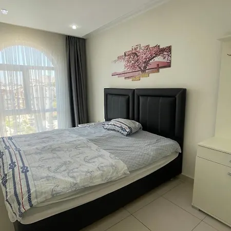 Spacious 4 1 Penthouse With Full Facilities, 500m To The Sea, Avsallar